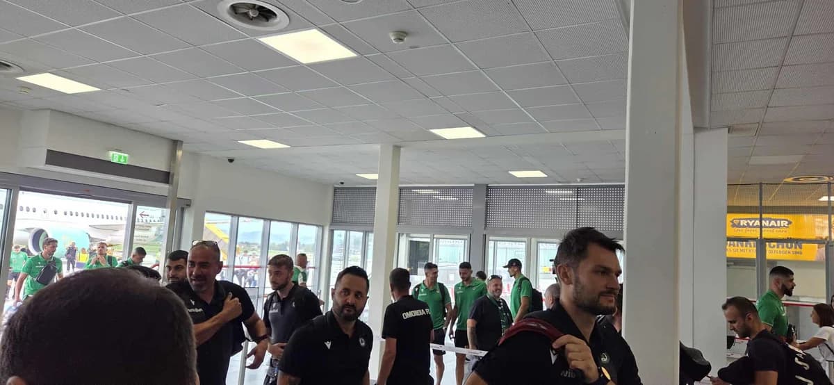 Omonia Arrives in Austria to the Sound of Their Anthem (pics-vid)