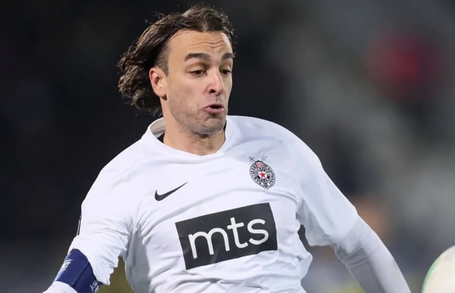 Emile Heskey Encourages Lazar Markovic After Apollon Transfer
