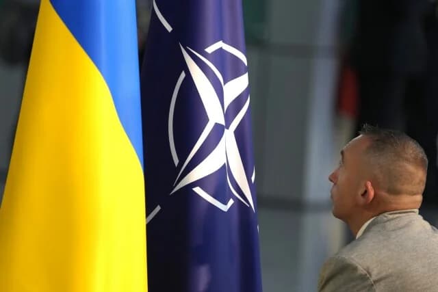 NATO Chiefs of Defence Discuss Ukraine Security Guarantees