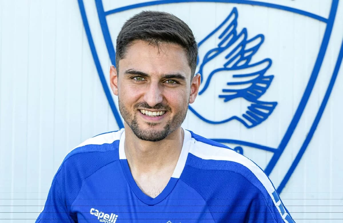 Omonia Aradippou ficha a Paris Polykarpou con contrato de dos años