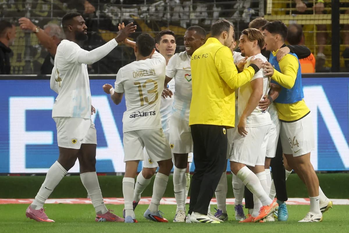 AEK sichert sich Unentschieden in Brüssel