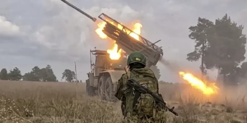 Rusia reclama nuevos avances en Donetsk, Ucrania denuncia escalada