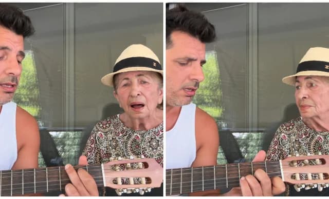 Thodoris Ferris: Touching duet with his mother singing Kazantzidis