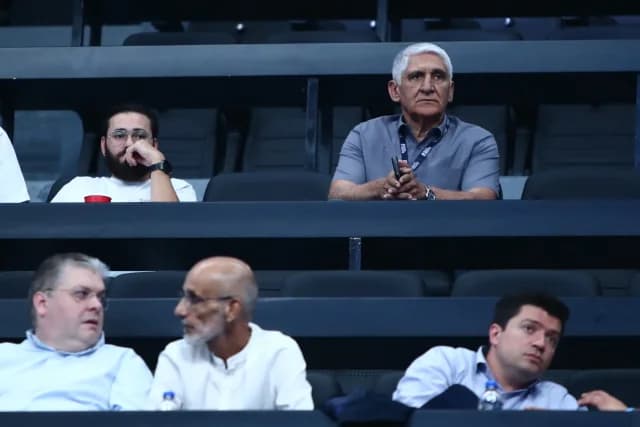 Γιαννάκης: «Έχουμε τον καλύτερο παίκτη στον πλανήτη, πρέπει να στηρίξουμε την ομάδα»