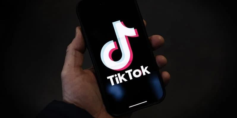 TikTok: Απολύσεις στο Λονδίνο λόγω στροφής στην Τεχνητή Νοημοσύνη