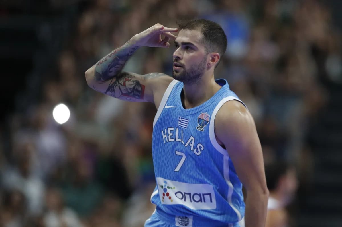 Toliopoulos Demostró Su Valor en la Selección Nacional de Baloncesto