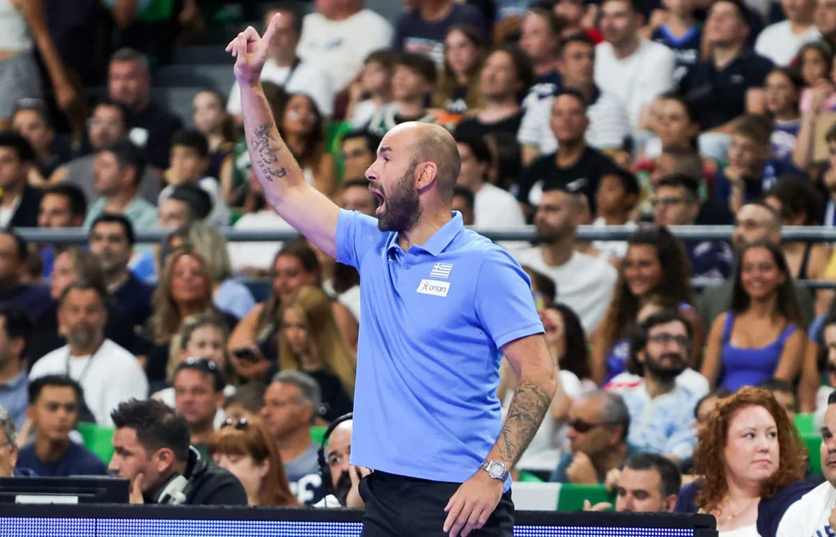 ספאנוליס: "ביום ראשון נוציא את שנים עשר הסופיים"