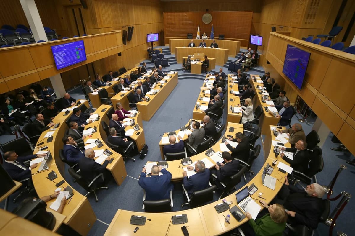 Controversy over MPs' Social Security Contributions
