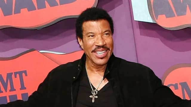 Lionel Richie: Burglary Attempt at His Beverly Hills Home