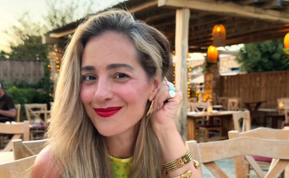 Natassa Bofiliou: Vacaciones en Folegandros con su esposo