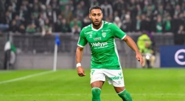 AEK Atenas: Interés desde Francia en Yvann Maçon del Saint-Étienne