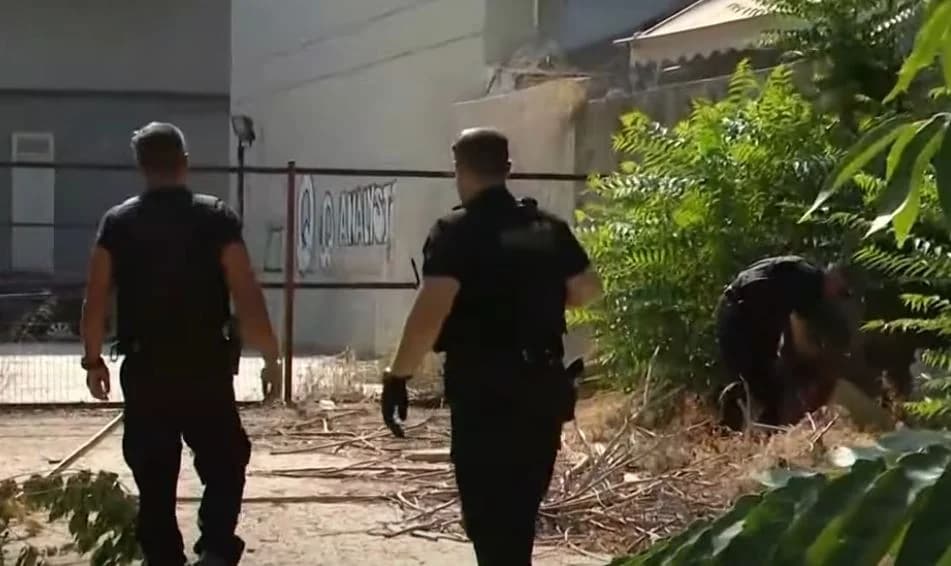 Volos: 'Sie hat mich betrogen, deshalb habe ich sie getötet', schrie der 40-jährige Vatermörder