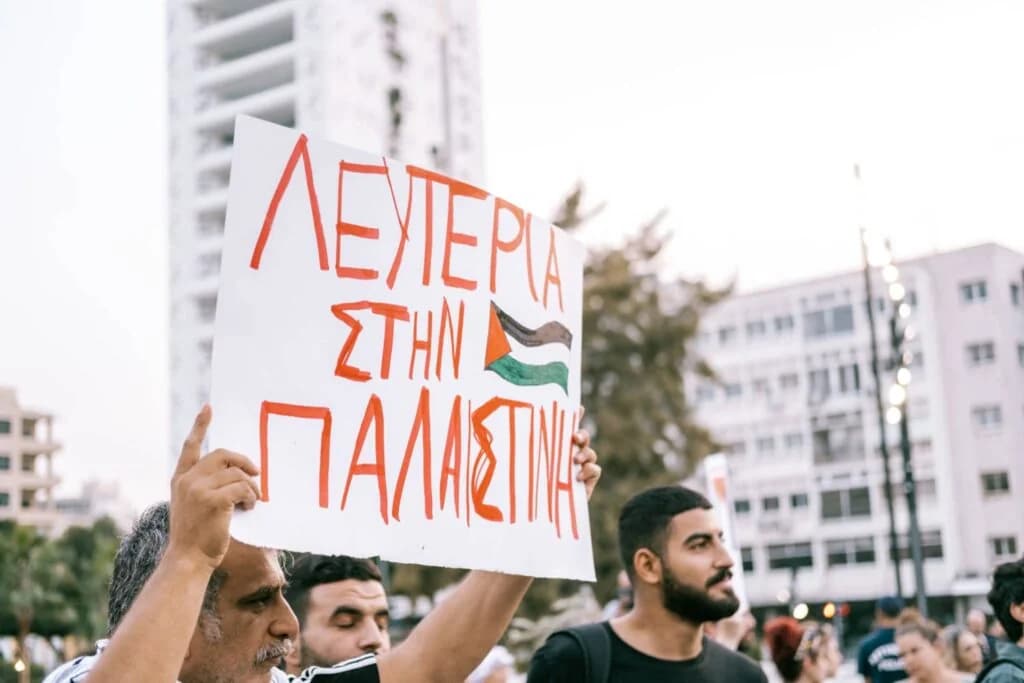 Protesta por Palestina en Lárnaca: La policía toma medidas