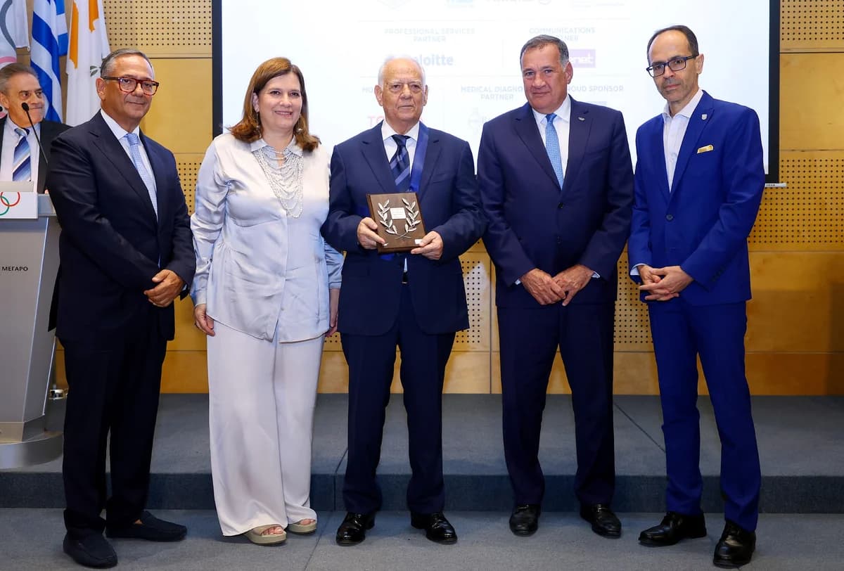 Η ΚΟΕ στηρίζει τον Κεραυνό Στροβόλου για τους κρατούμενους στα κατεχόμενα