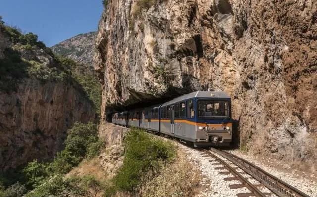 Technisches Problem auf der Odontotos-Bahn: Zug außer Betrieb