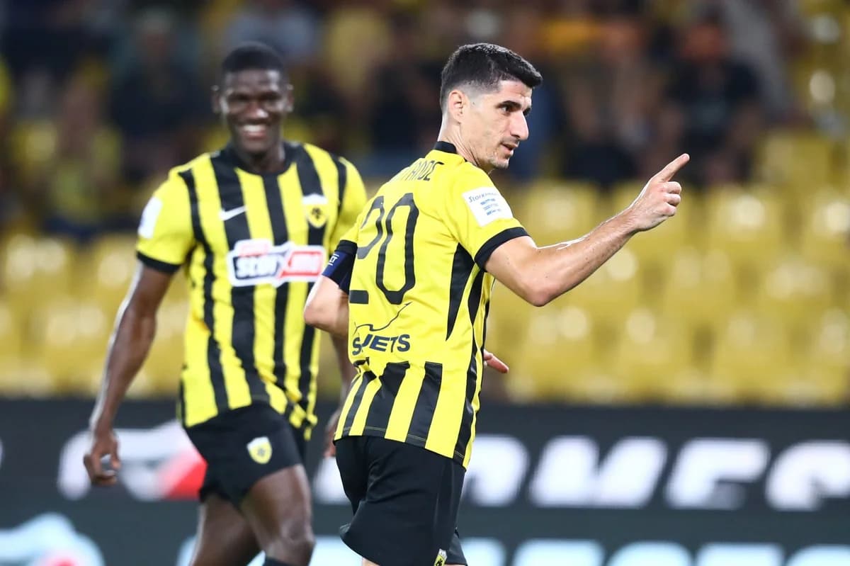 א.א.ק נגד פנסראיקוס: 2-0 עם שערים של מנטלוס (פנדל) וזיני