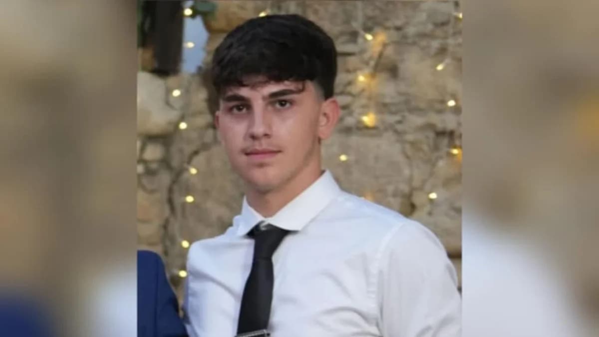 Θρήνος στην Αραδίππου για τον 19χρονο Χρίστο Χριστάκη