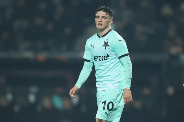 PAOK: Zafeiris' Eltern im Toumba-Stadion, Spieler kommt am Montag