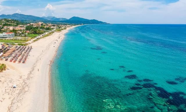 Der größte Strand Europas liegt in Griechenland