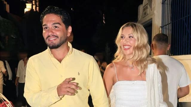 Christos Mastoras: Video zum Geburtstag von Garyfallia Kalifoni