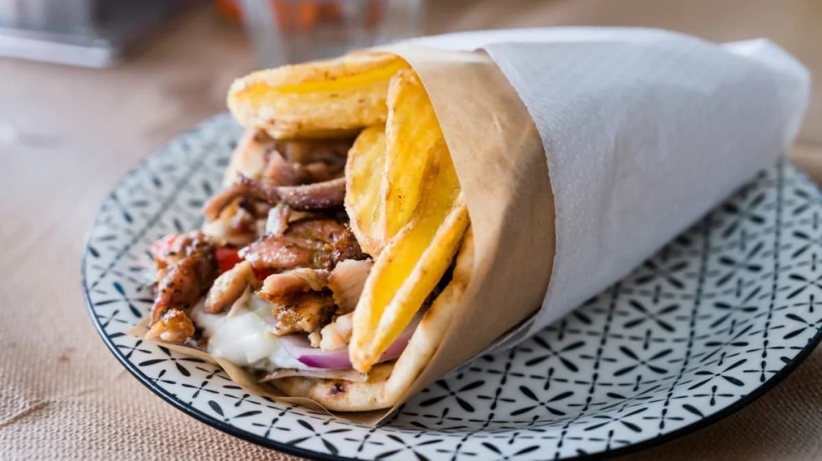 Crete: Pita Gyro Price Exceeds €6