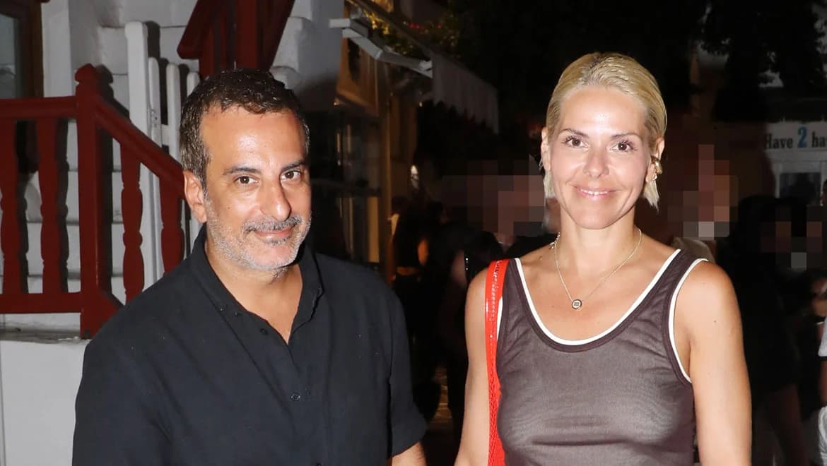 סטליוס קודונאריס ואלנה גליפה: חופשה במיקונוס