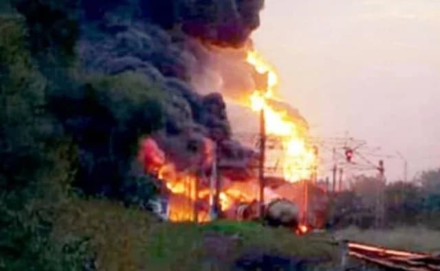 Ucrania: Drones atacan Crimea – Objetivo: centro de suministro y estación de tren