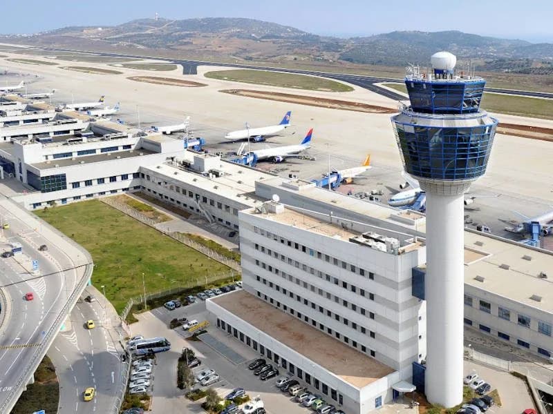 Interrupción del tráfico en el aeropuerto de Atenas tras una fuga de gas