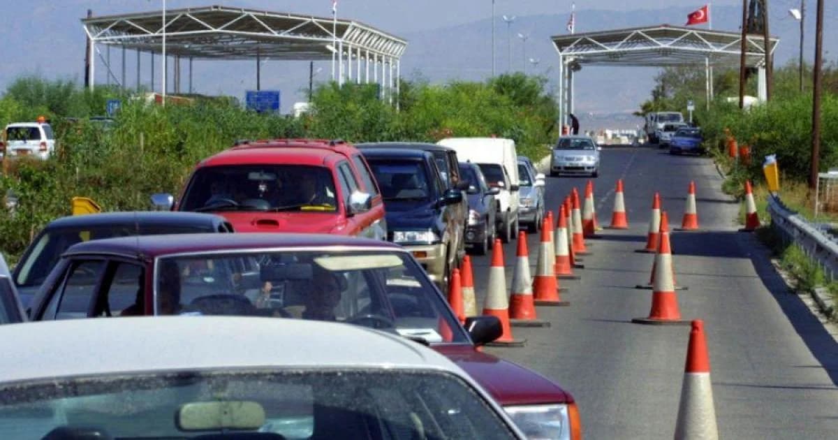 מעברי גבול: עדכון נתונים גורם לעיכובים