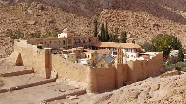 Απομάκρυνση αμφισβητιών από τη Μονή Σινά – Δήλωση Αρχιεπισκόπου Δαμιανού
