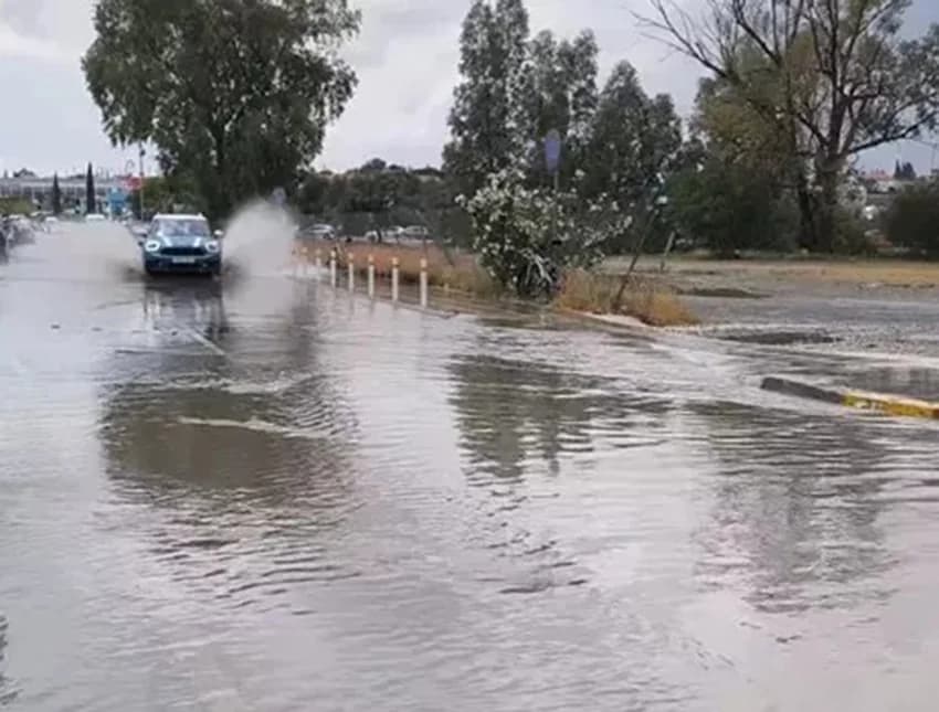 Municipio de Strovolos: Quejas de negligencia con respecto a problemas de inundaciones