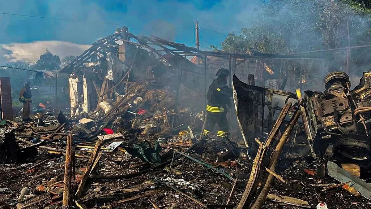 Ucrania: Un muerto y dos heridos en ataques rusos en Jersón