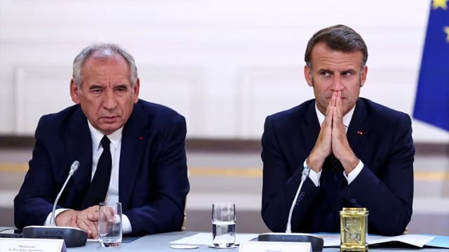 WSJ: Besorgnis über potenziellen Zusammenbruch der Regierung in Frankreich