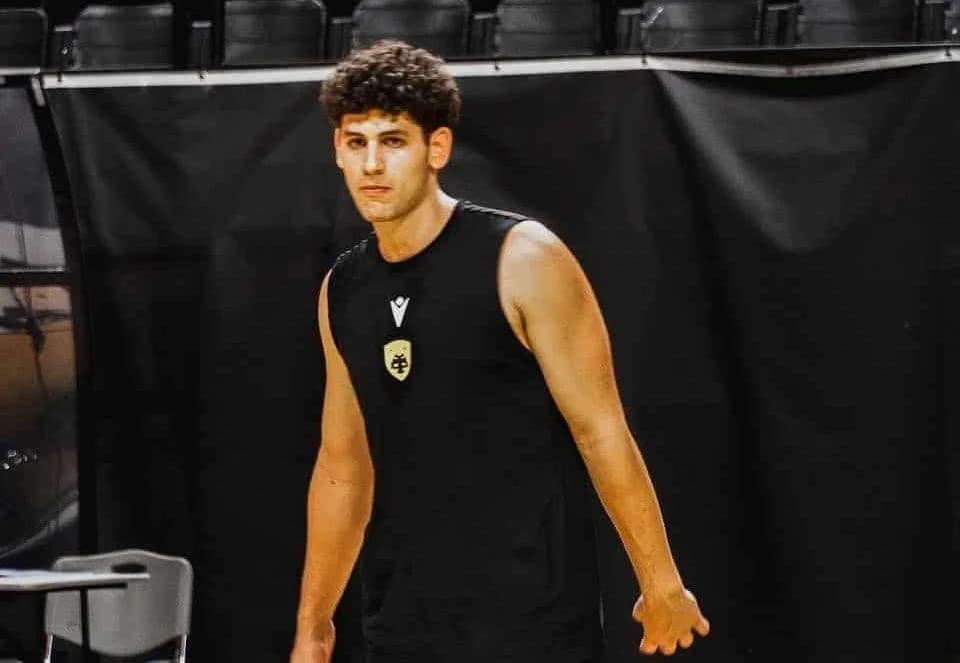 Bilionis Comienza a Entrenar con el AEK, Recibido por Flionis