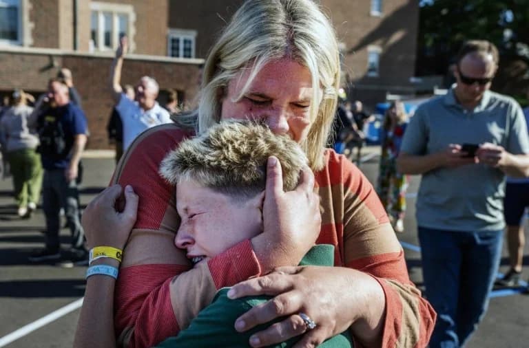 Mineápolis: Un niño de 10 años relata su escape del tiroteo de Westman