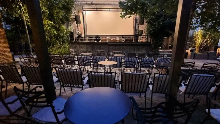 Θερινό σινεμά με ελεύθερη είσοδο στο Θέατρο Επί Κολωνώ τον Σεπτέμβριο