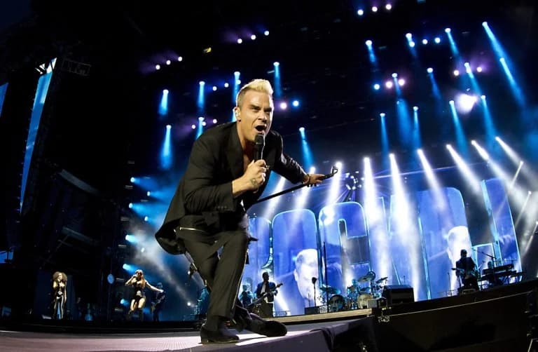 Robbie Williams wegen Urheberrechts von 'Angels' verklagt
