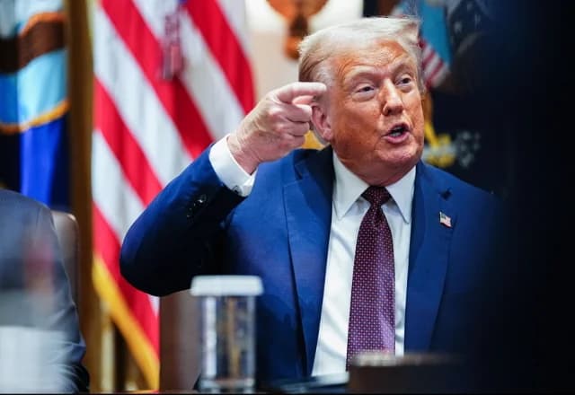 США: Предложение по сокращению срока пребывания студентов и журналистов