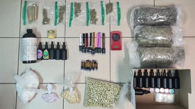 Thessaloniki: Two Arrested for Drugs at Camping Site
