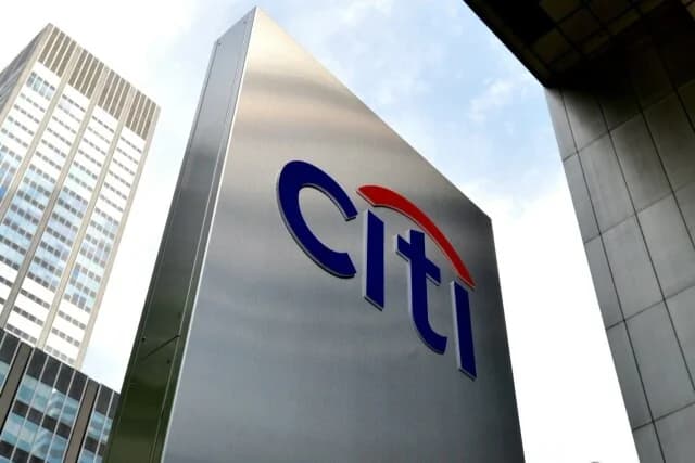 Citi: Παρατεταμένη πολιτική αστάθεια στη Γαλλία – Πιέσεις σε μετοχές, ομόλογα, ευρώ