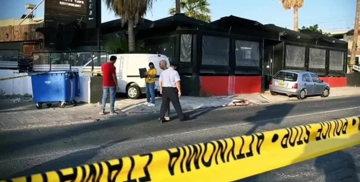 Doble Asesinato en Ypsonas: Cadena Perpetua para Stelios Antoniou, Homicidio Involuntario para el Segundo Acusado