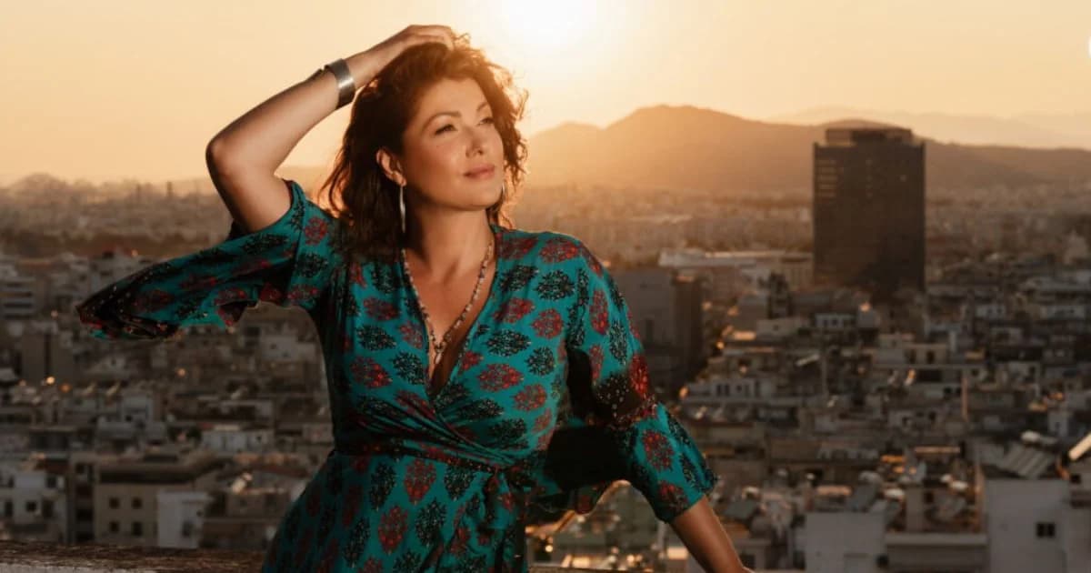 Κλέλια Ρένεση: «Είναι δύσκολα το να μεγαλώνεις μόνη σου ένα παιδί»