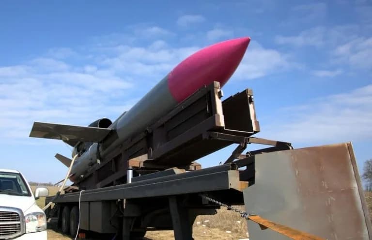 Ουκρανία: Νέος πύραυλος «Flamingo» με εμβέλεια 3.000 χλμ