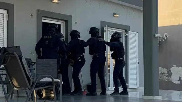 Επιχείρηση ΕΛ.ΑΣ. στον Ασπρόπυργο: Συλλήψεις για ρευματοκλοπές και πλαστογραφία