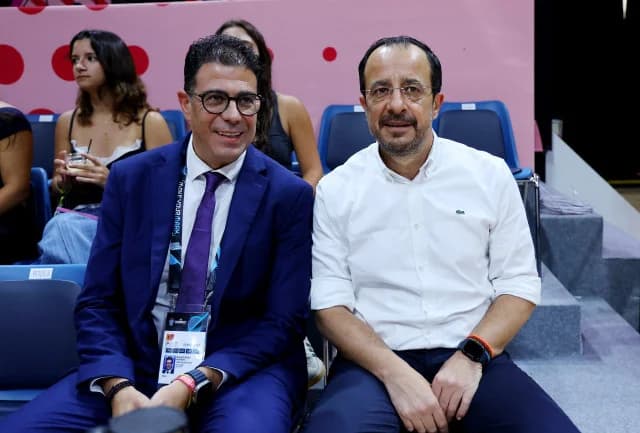 El Presidente Christodoulides Asiste al FIBA EuroBasket 2025 en Limassol