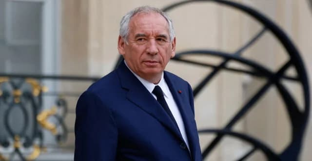 Francia: Reacciones al comentario de Bayrou sobre las vacaciones