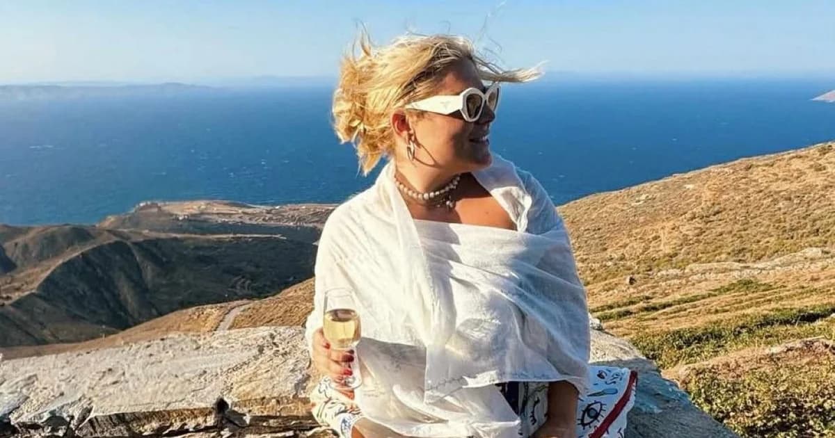 Δανάη Μπάρκα: Καλοκαιρινές διακοπές στη Σέριφο με φίλους