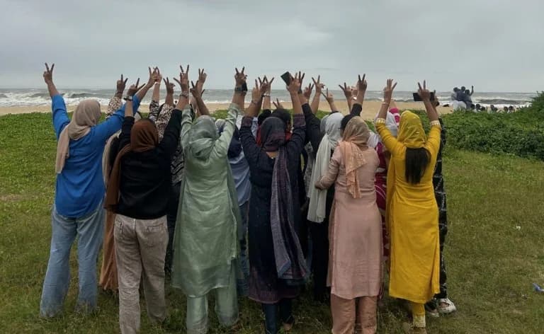 India: Campamento ayuda a mujeres divorciadas a empezar de nuevo