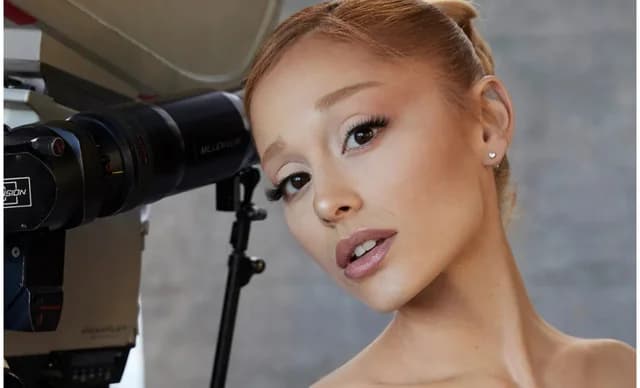 Ariana Grande kündigt Welttournee-Comeback für 2026 an