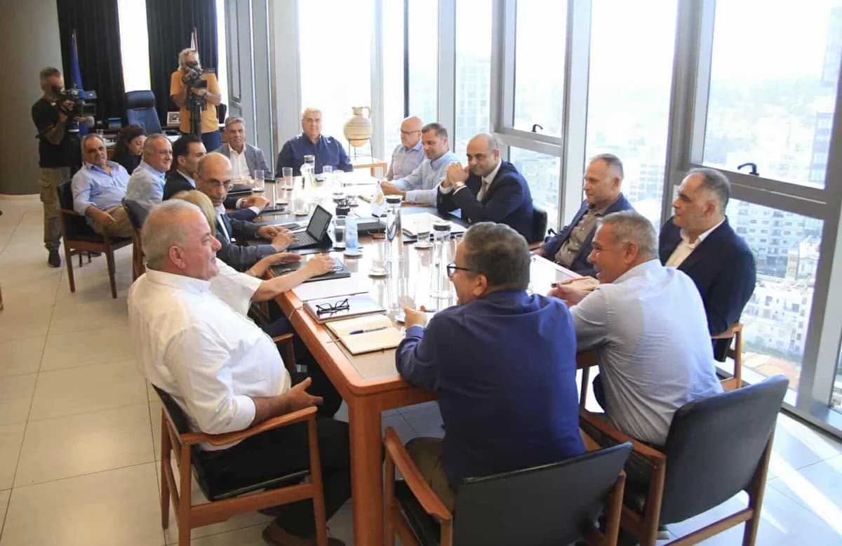 Labor Minister to Submit Proposal on Cost of Living Allowance (ATA)